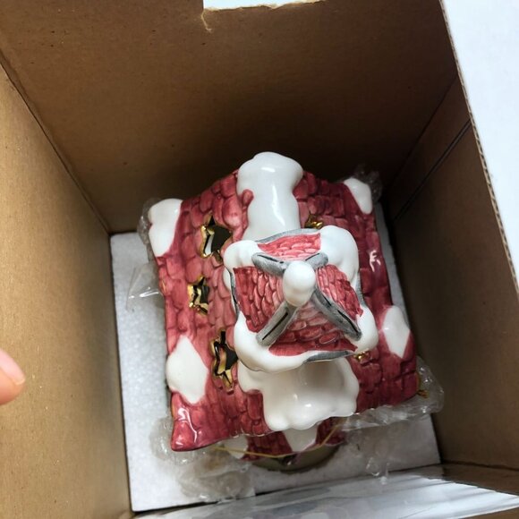 NIB Huntington Hand Painted Ceramic Candle Holder Gingerbread House Christmas - Picture 5 of 11